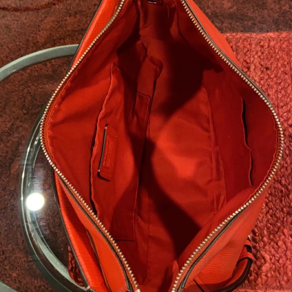 Coach coral shoulder bag - Picture 4 of 4